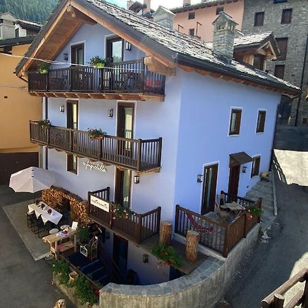 Bed and Breakfast Rifugio Lilla Ла-Тюйль Экстерьер фото
